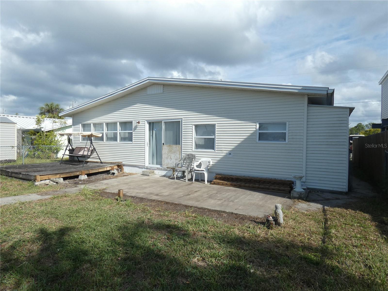 SIGNAL COVE - Residential