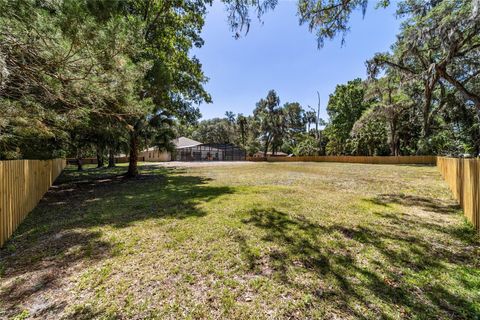 Tiny photo for 13920 NE 38th Avenue, Anthony, FL 32617 (MLS # OM725030)