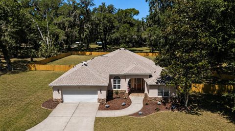 Photo of 13920 NE 38th Avenue, Anthony, FL 32617 (MLS # OM725030)