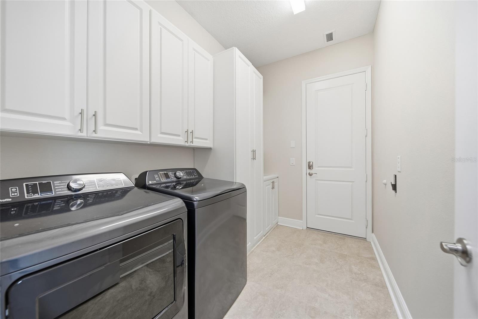 THE RIDGE AT WIREGRASS RANCH - Residential