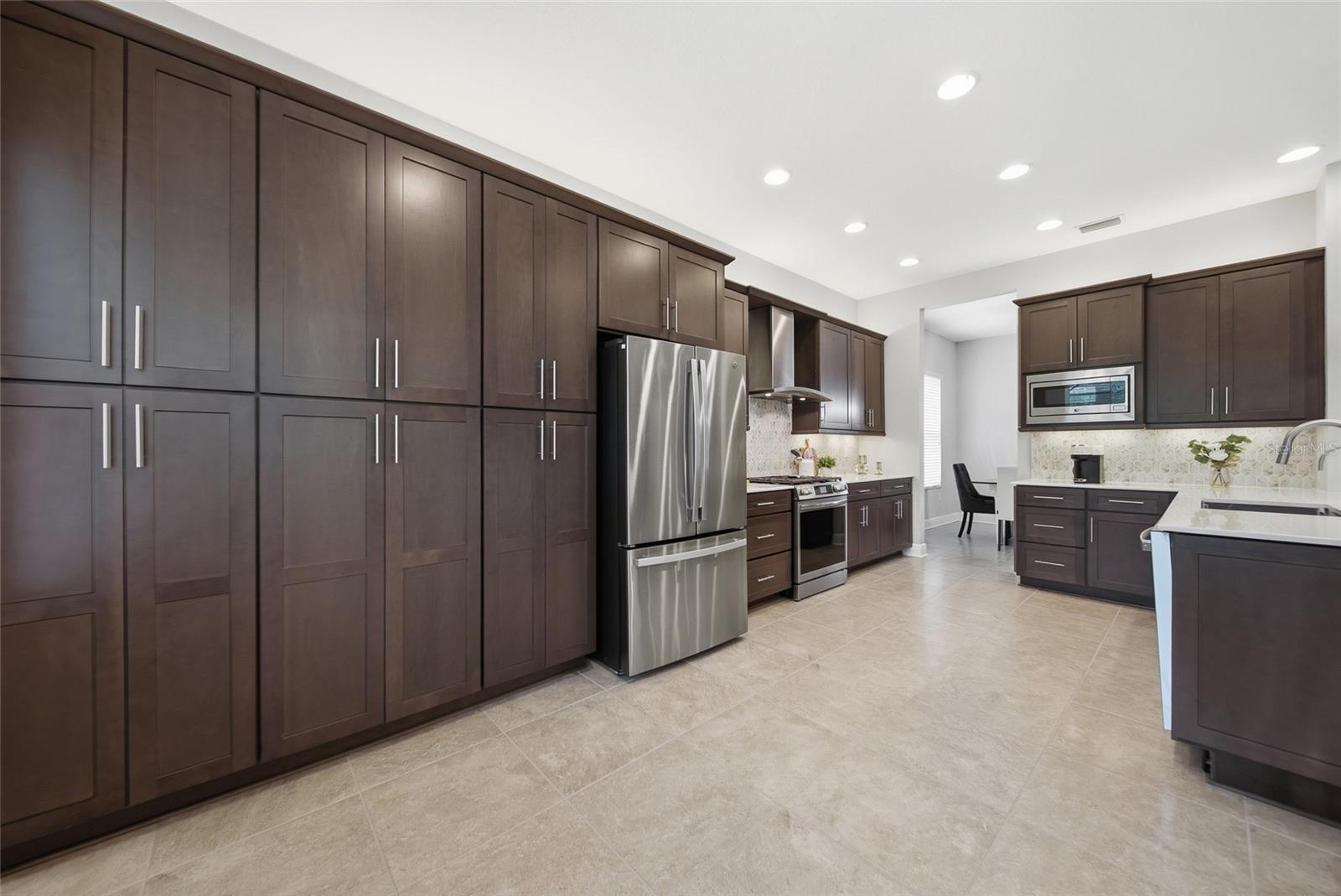 THE RIDGE AT WIREGRASS RANCH - Residential