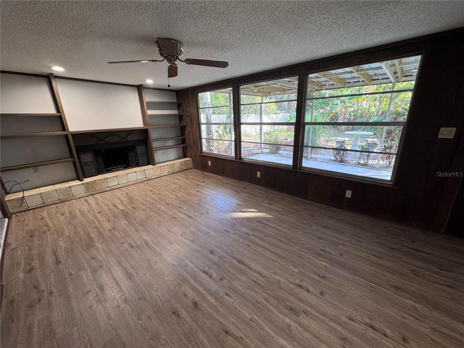 HERITAGE LANE - Residential Lease