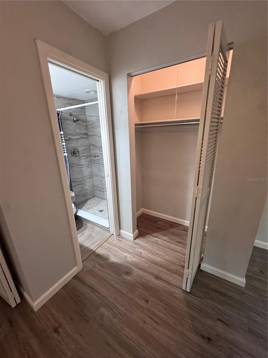 HERITAGE LANE - Residential Lease