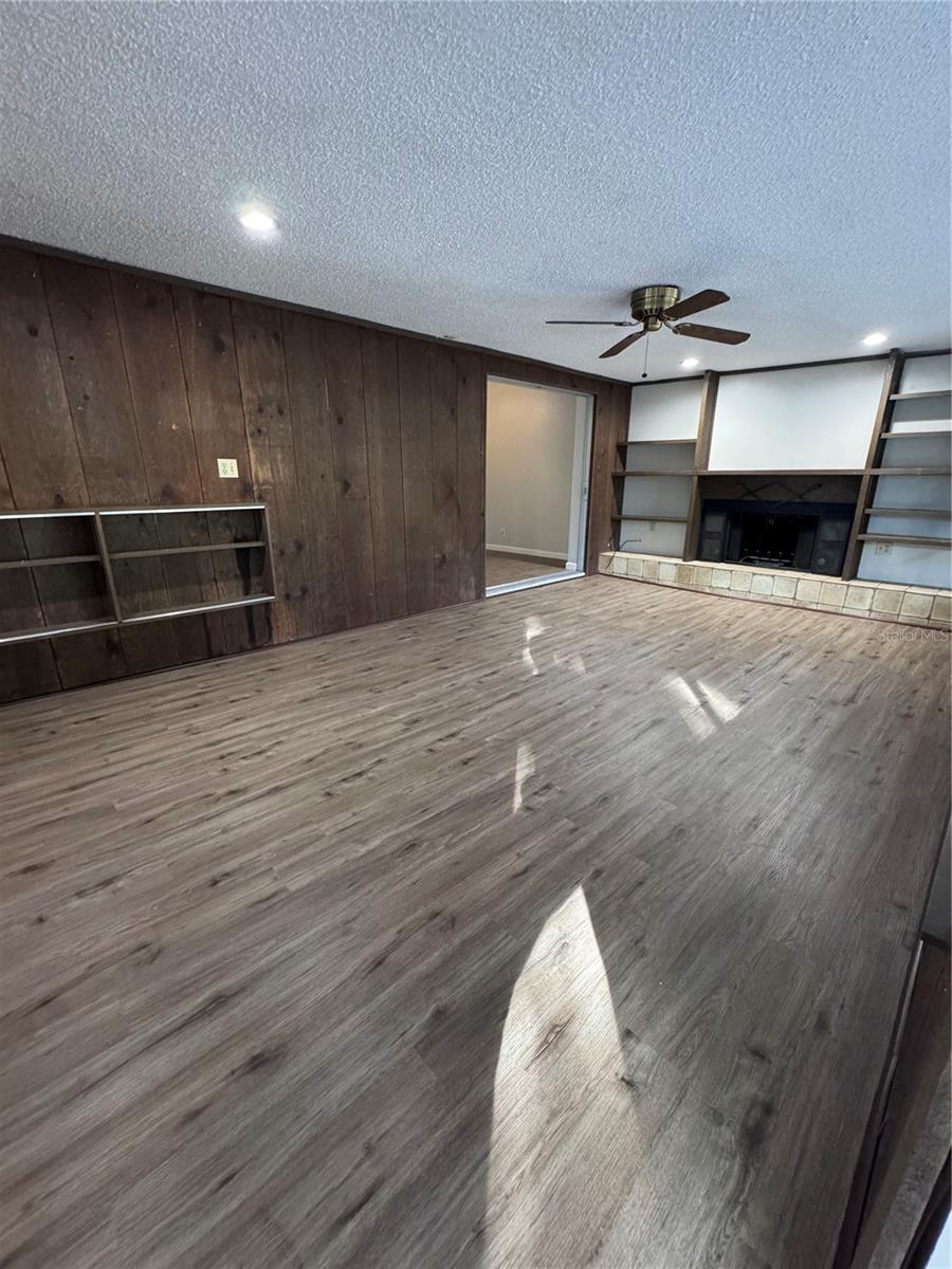 HERITAGE LANE - Residential Lease