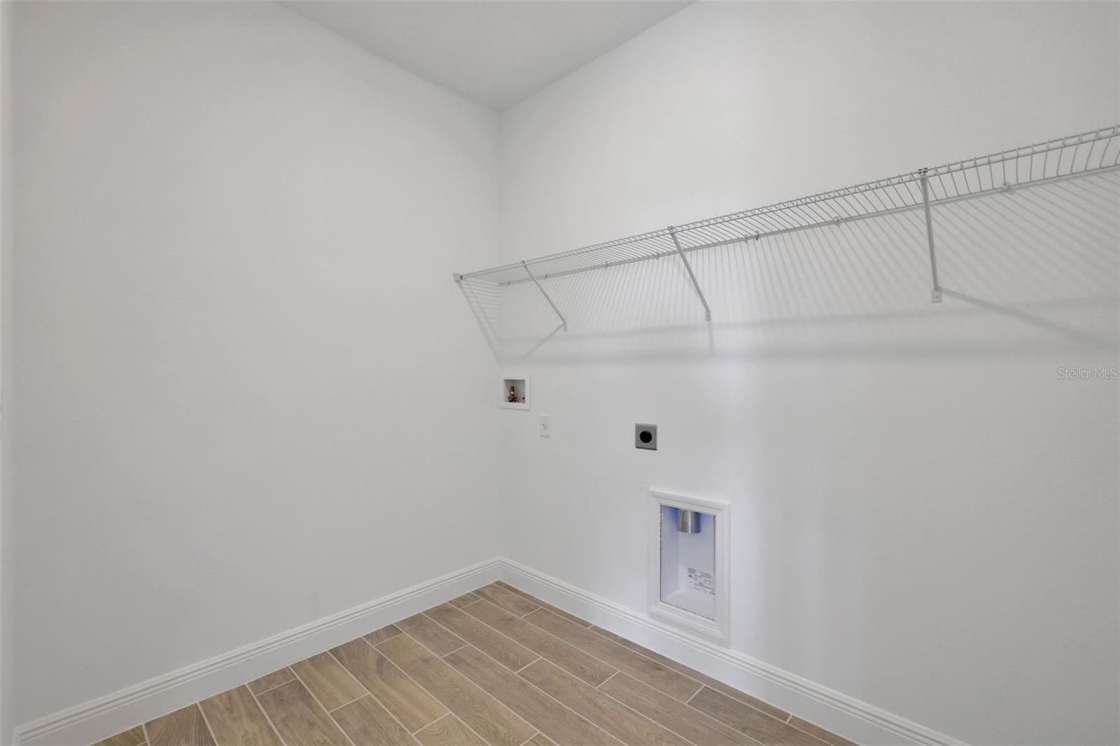 CROSSROADS AT KELLY PARK - Residential