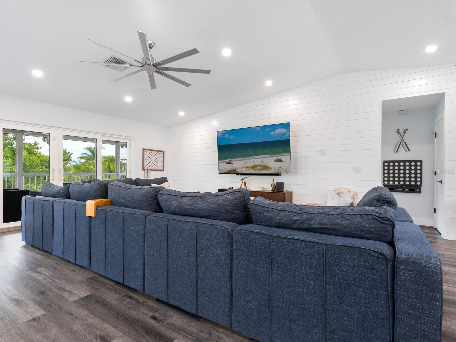 SLEEPY LAGOON PARK 2 - Residential