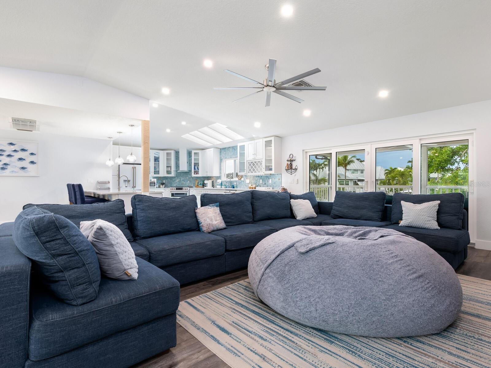 SLEEPY LAGOON PARK 2 - Residential