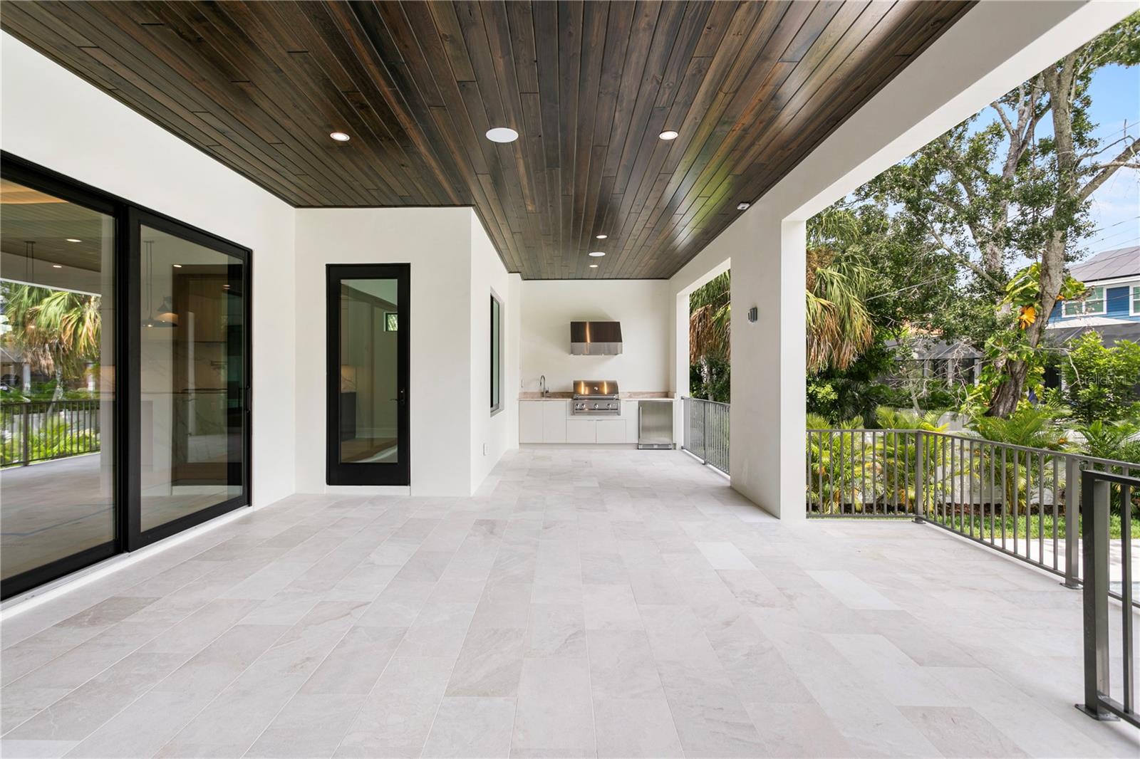 SUNSET PARK - Residential