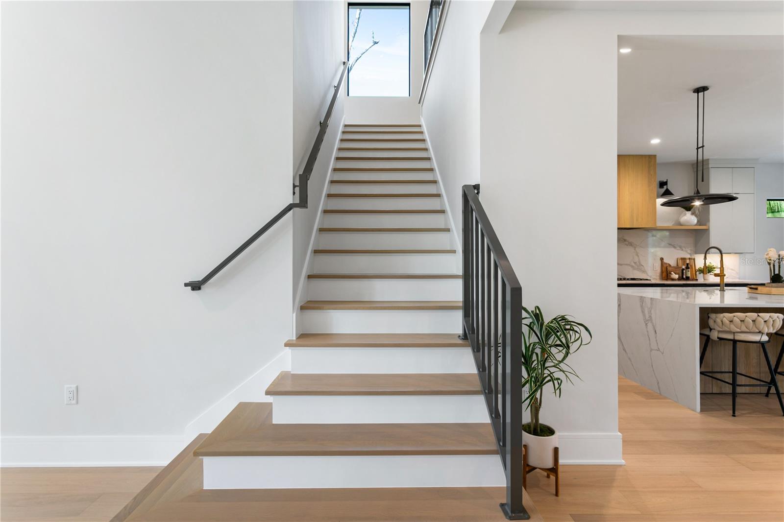 SUNSET PARK - Residential