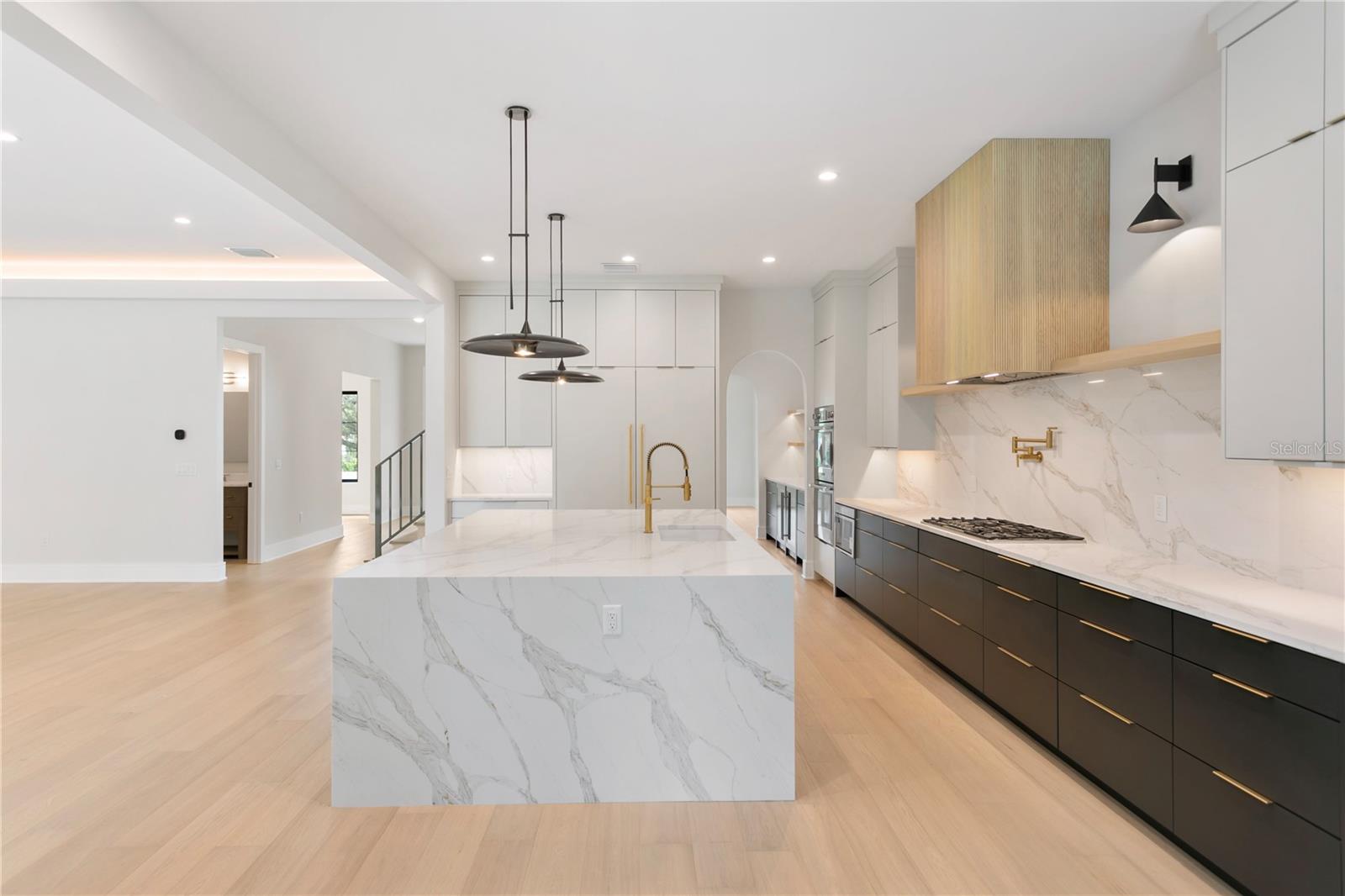 SUNSET PARK - Residential