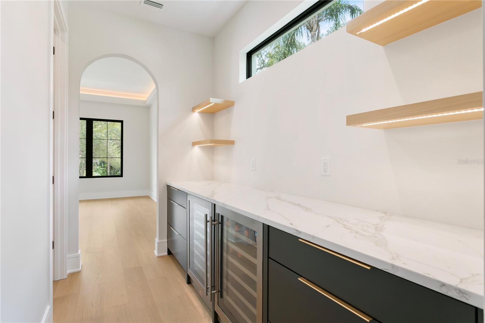 SUNSET PARK - Residential