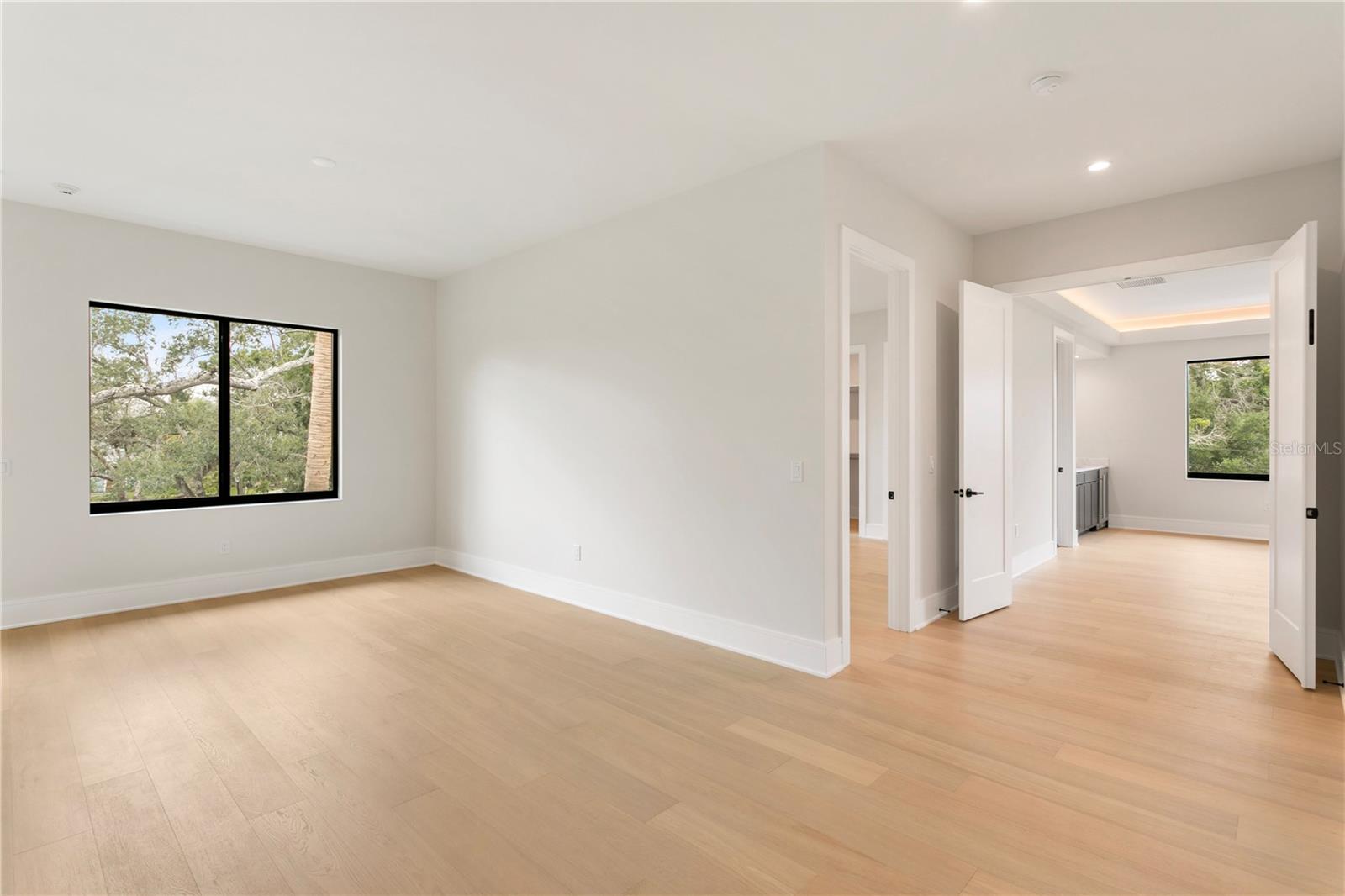SUNSET PARK - Residential
