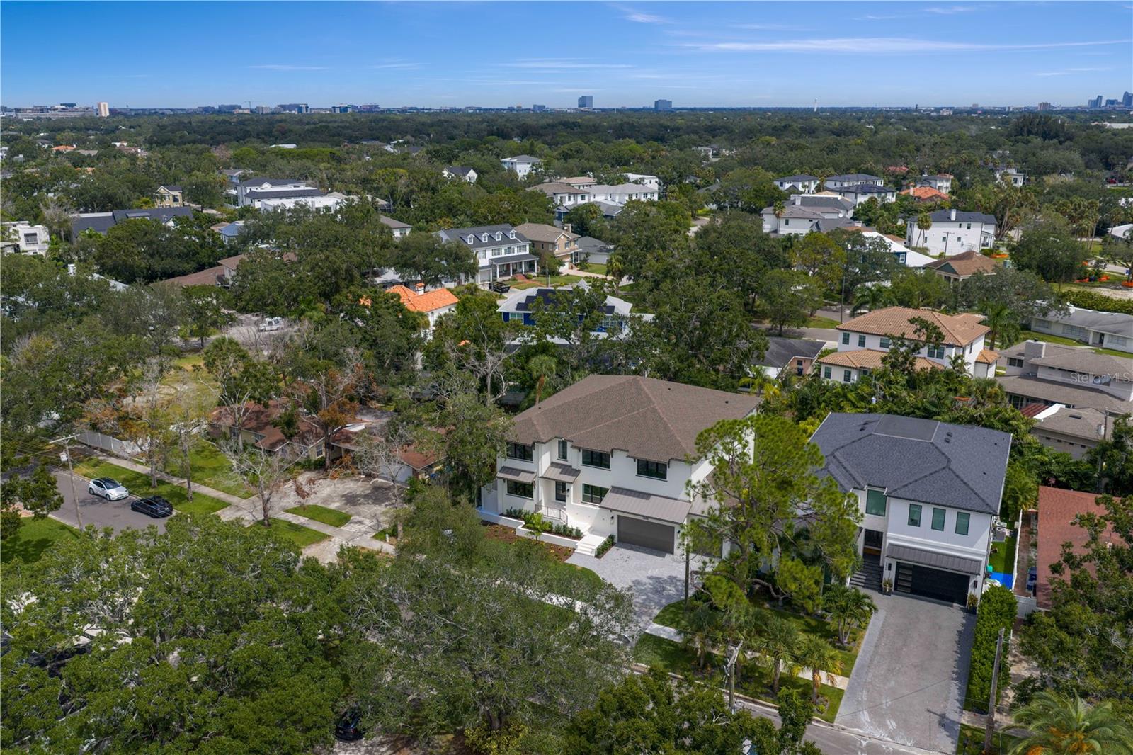 SUNSET PARK - Residential