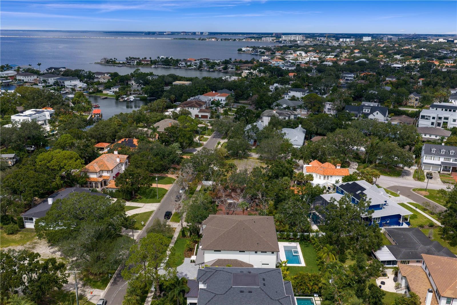 SUNSET PARK - Residential