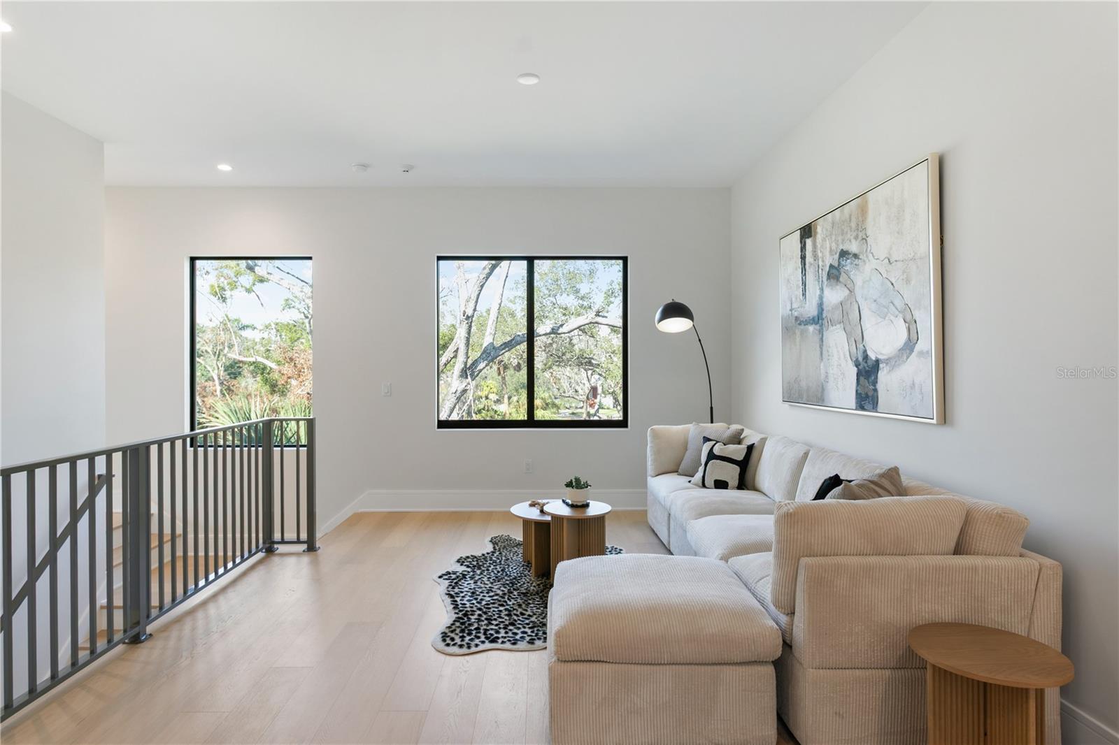 SUNSET PARK - Residential