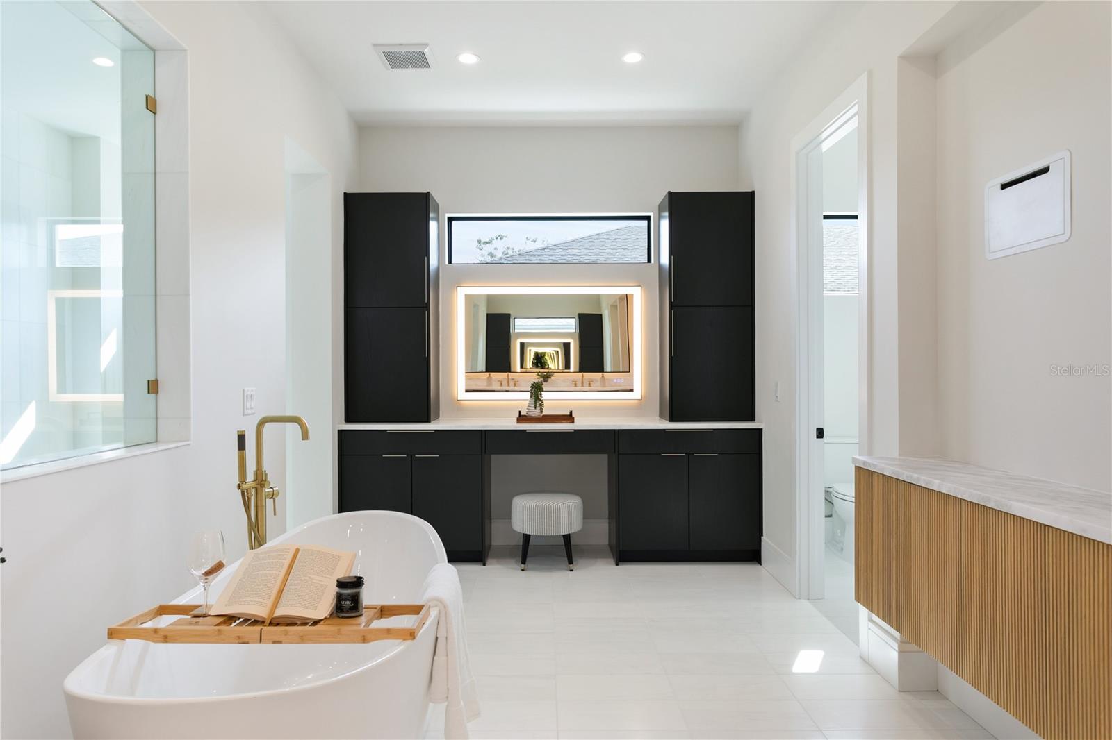 SUNSET PARK - Residential