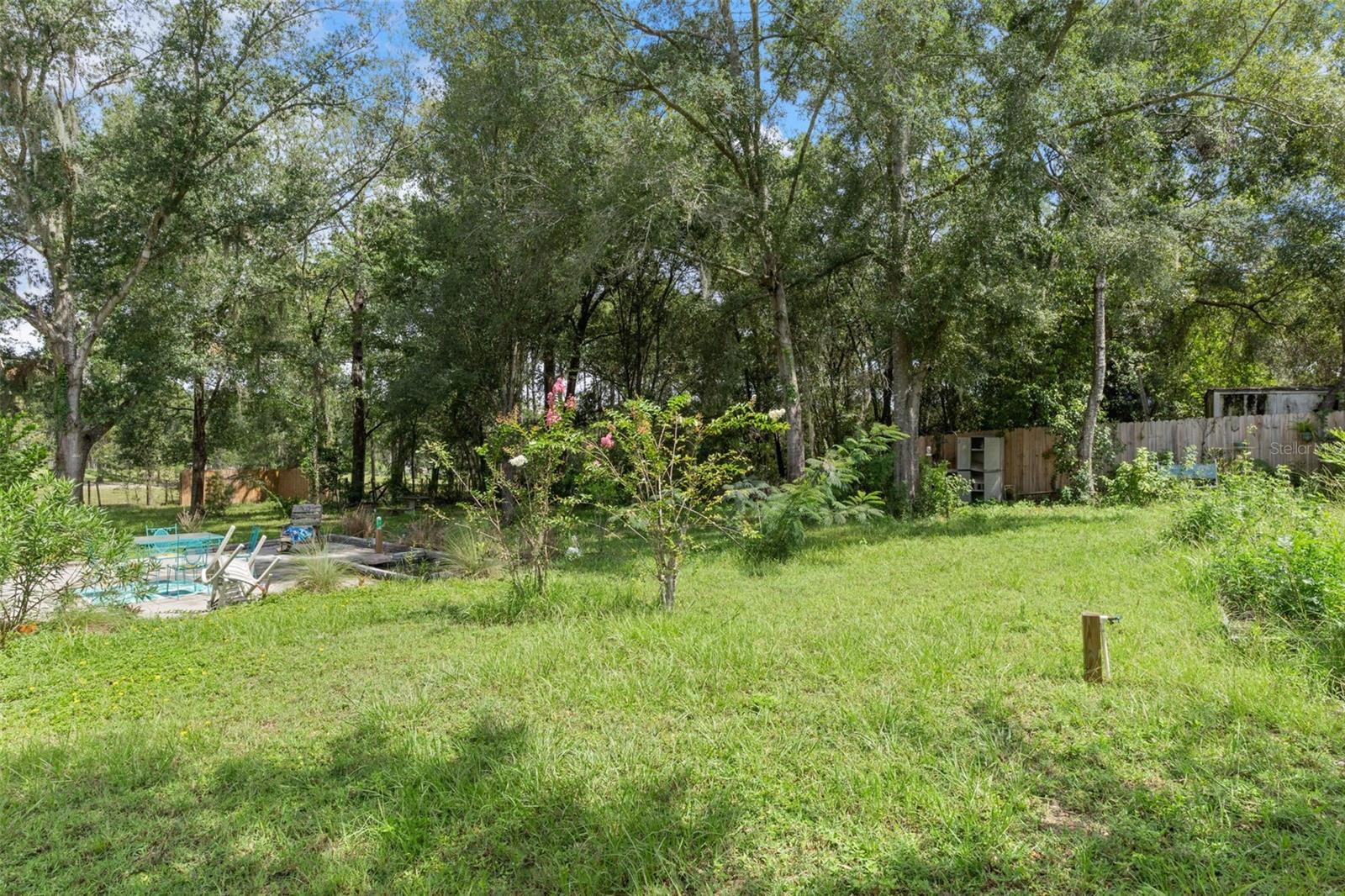 LEISURE ACRES UNIT 01 - Residential