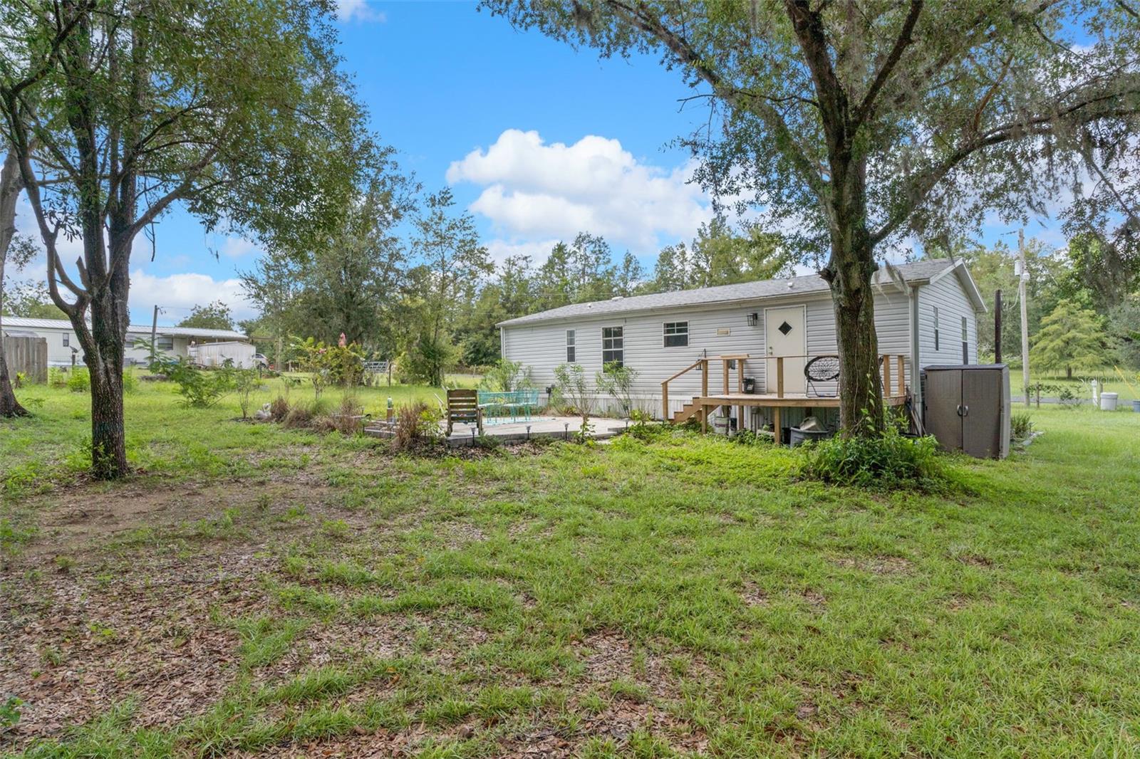 LEISURE ACRES UNIT 01 - Residential