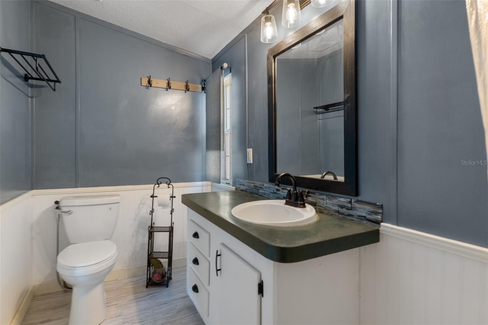 LEISURE ACRES UNIT 01 - Residential