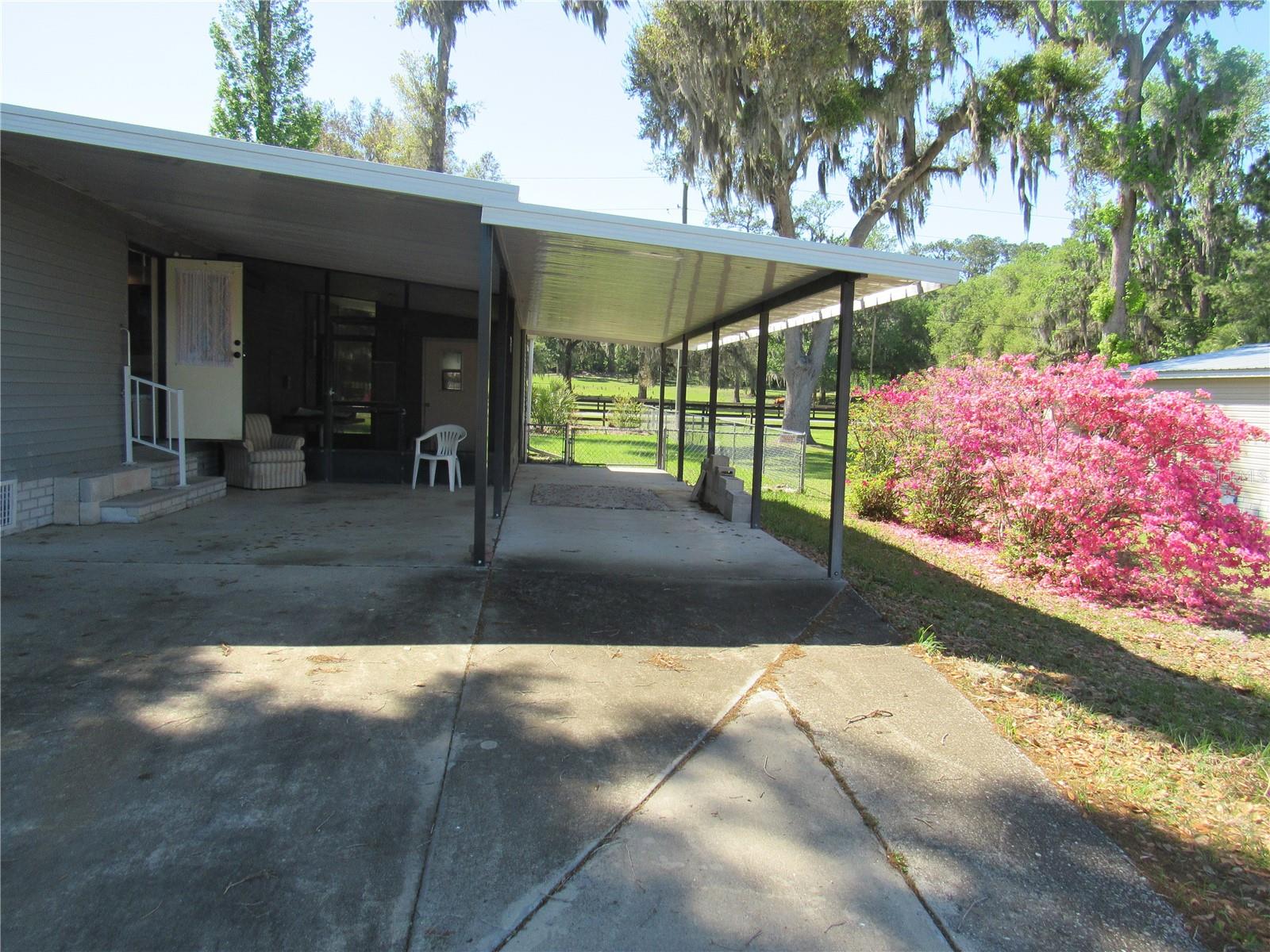 TROPICANA VILLAGE - Residential