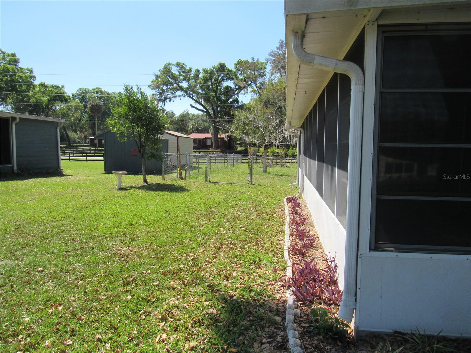 TROPICANA VILLAGE - Residential