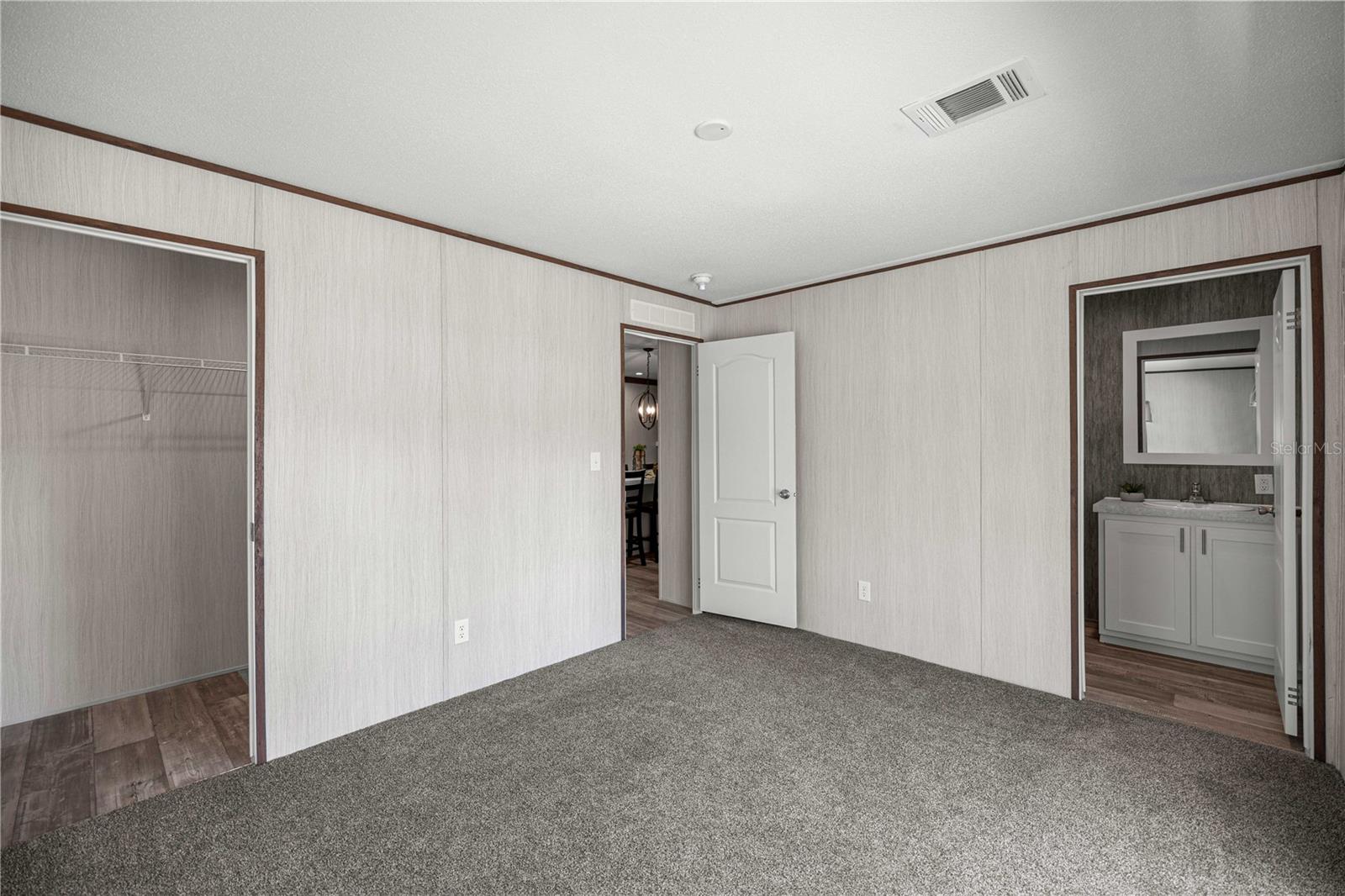 WOODS & LAKES - Residential
