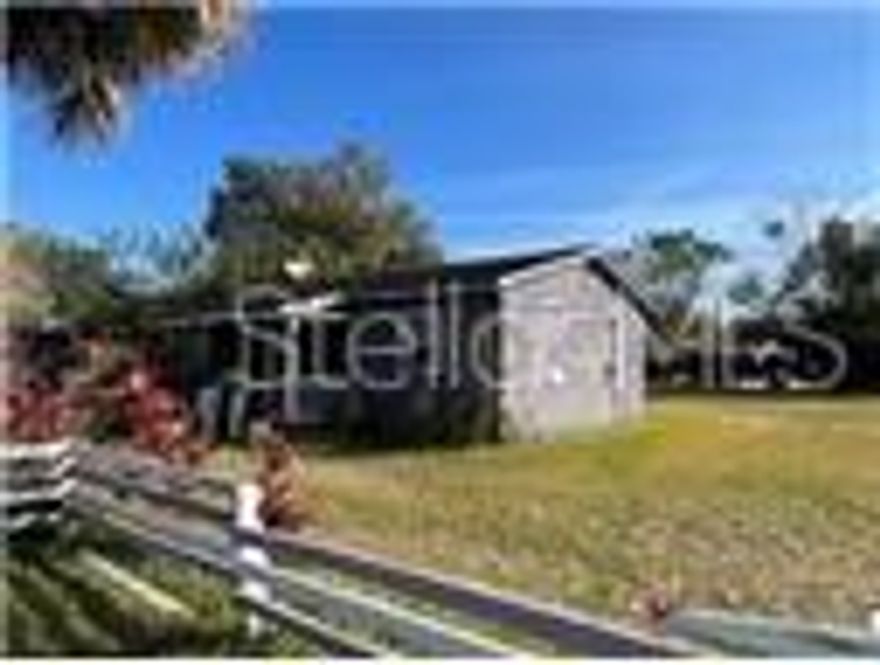 **COMMERCIAL LAND WITH BONUS INCOME PRODUCING PROPERTIES** IF YOUR'RE LOOKING FOR LAND THAT HAS **9 BONUS INCOME PRODUCING PROPERTIES** ON IT, LOOK NO FURTHER! THIS COMMERCIAL/MULTIFAMILY PARCLE CONTAINS 5 LOTS WITH SEVERAL PROPERTIES ON IT. IF YOU HAVE A VISION AND WANT TO INVEST IN THIS HIGHLY SOUGHT OUT AREA ON JOHN YOUNG PARKWAY , THIS DIAMOND IN THE ROUGH HAS ENDLESS POTENTIAL AND COULD MAKE YOU MORE THAN DOUBLE THE INCOME CURRENTLY COLLECTED WITH SOME TLC. LOCATED ON OVER 1 ACRE OF LAND ZONED FOR COMMERCIAL DEVELOPMENT/REDEVELOPMENT. CALL TODAY FOR MORE INFORMATION ON HOW YOU CAN OWN THIS ENTIRE PARCLE AND BECOME A LANDLORD AND FOR A BREAKDOWN OF THE INCOME.