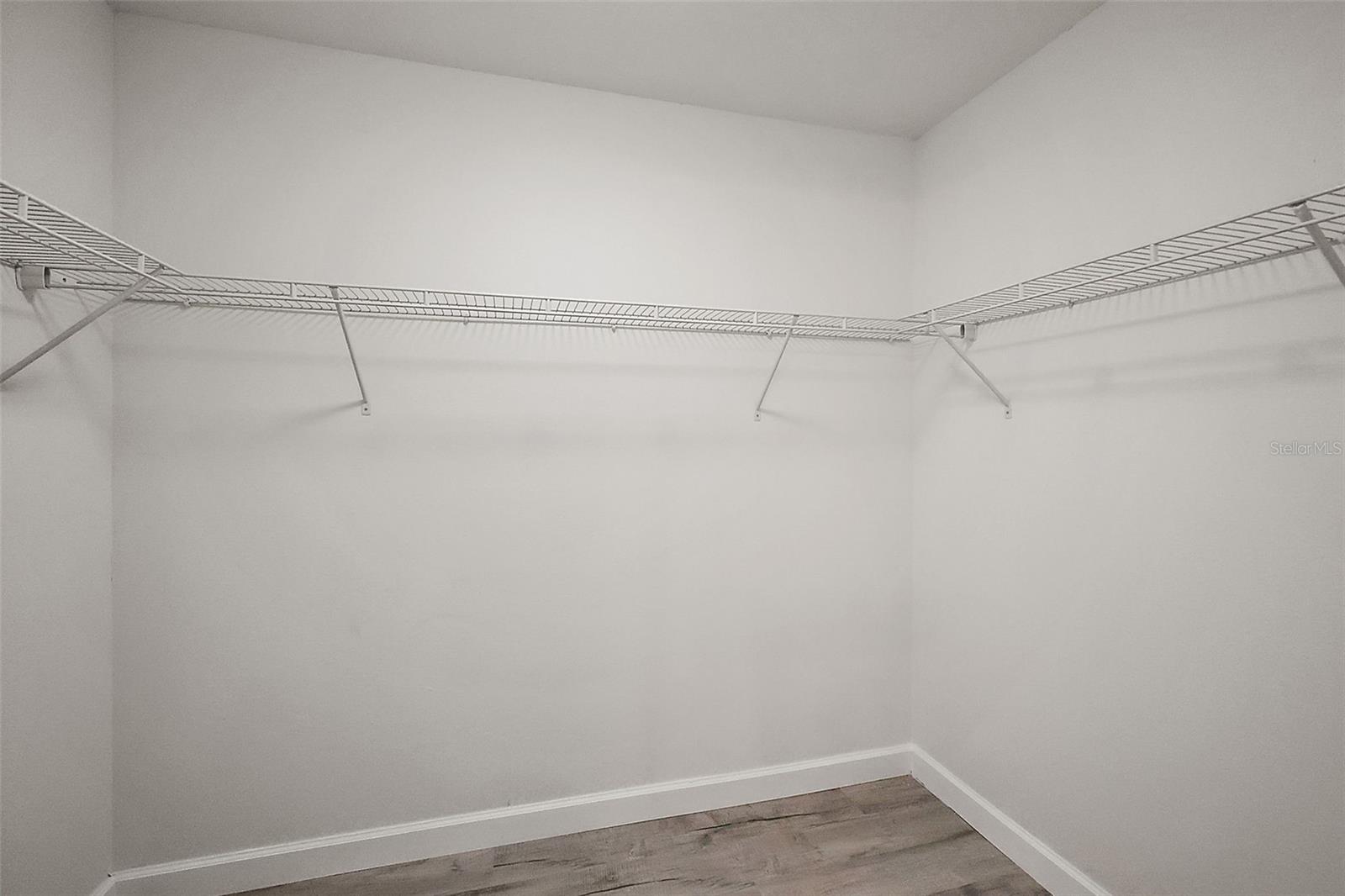 ROLLING RANCH ESTATE - Residential