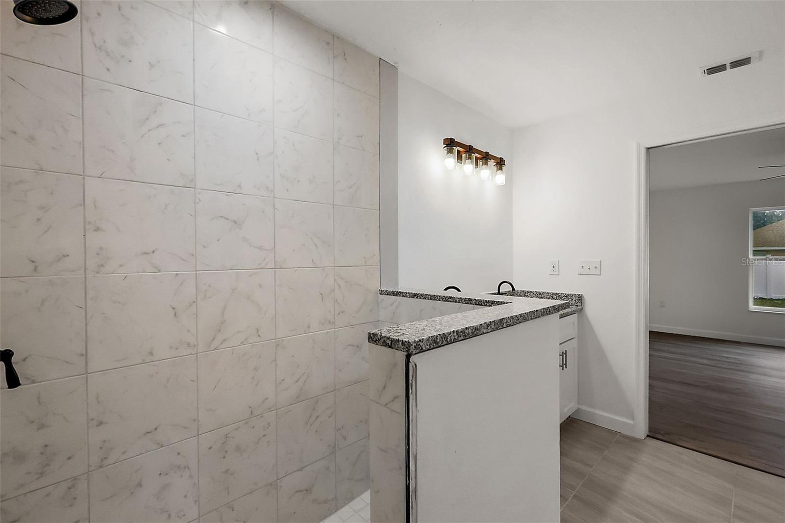 ROLLING RANCH ESTATE - Residential