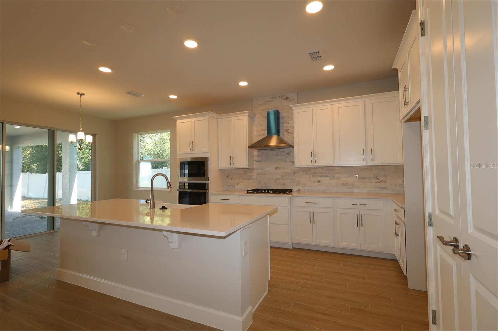 699 POINTE EMERSON BOULEVARD