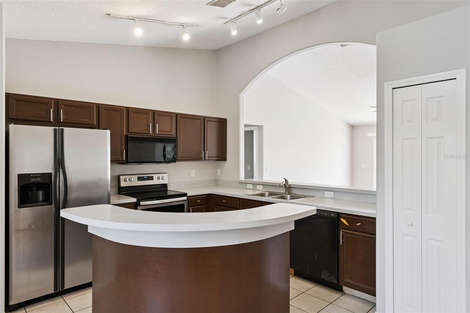 WINFIELD - Residential