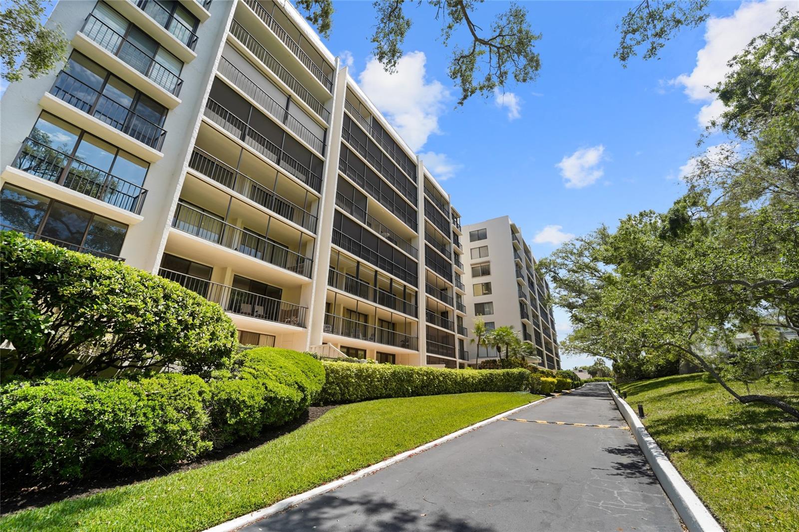 220 BELLEVIEW BOULEVARD 601