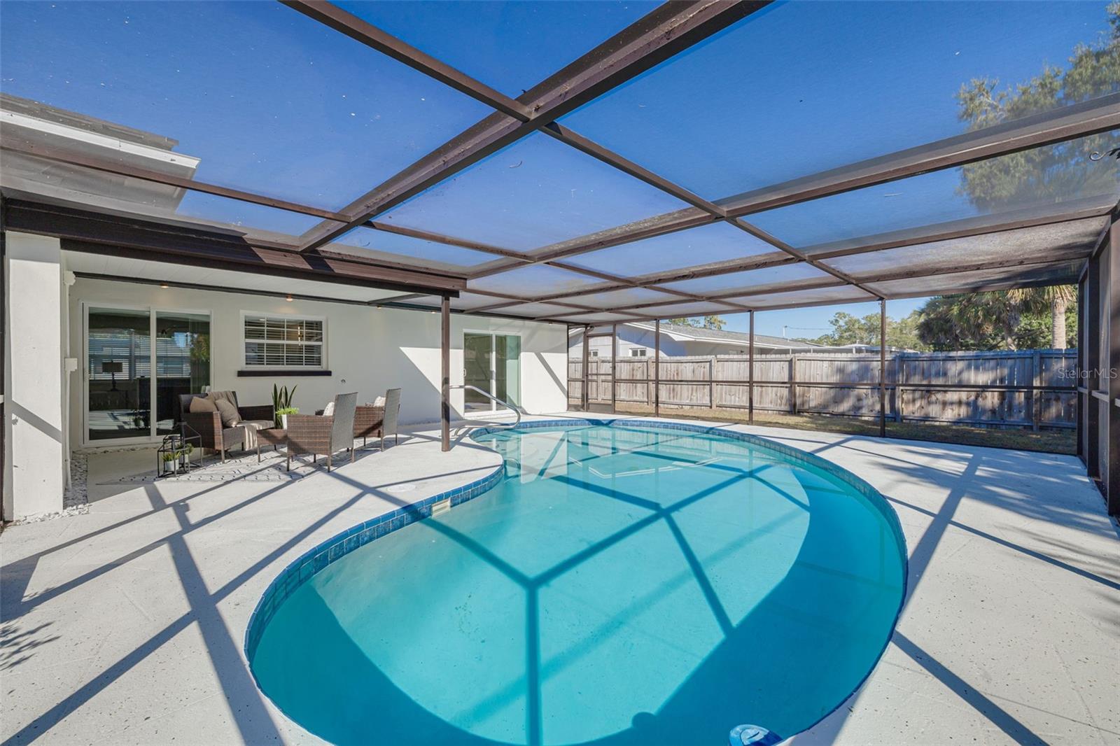 DUNEDIN LAKEWOOD ESTATES 2ND ADD - Residential