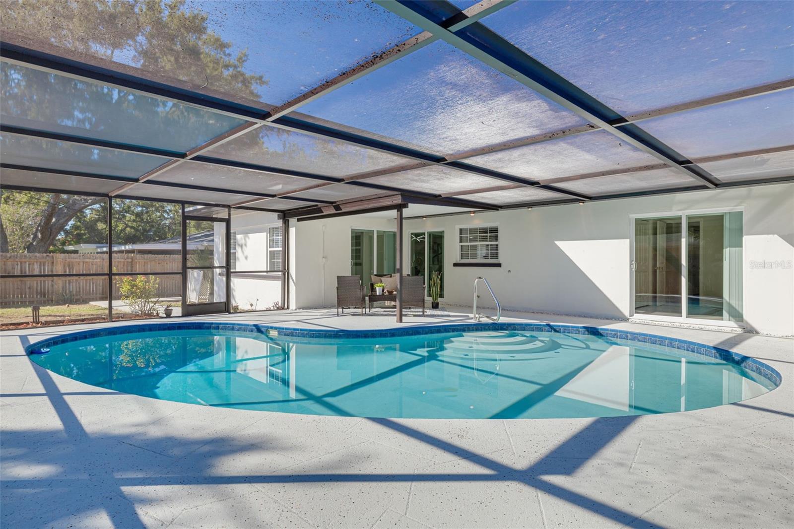 DUNEDIN LAKEWOOD ESTATES 2ND ADD - Residential