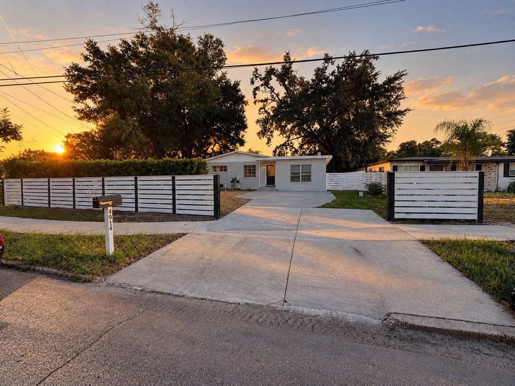 Photo of 4914 Cortez Drive, Orlando, FL 32808 (MLS # O6450588)