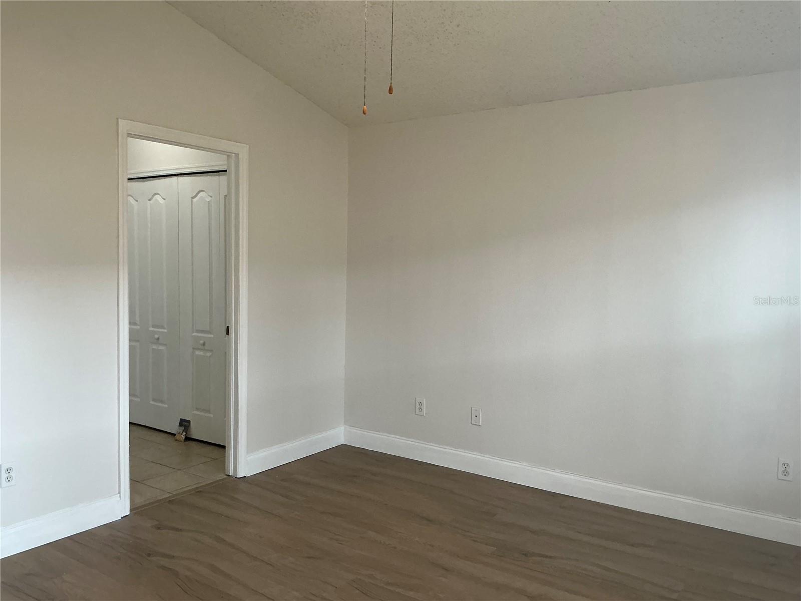 ISLAND WALK PH 01 - Residential