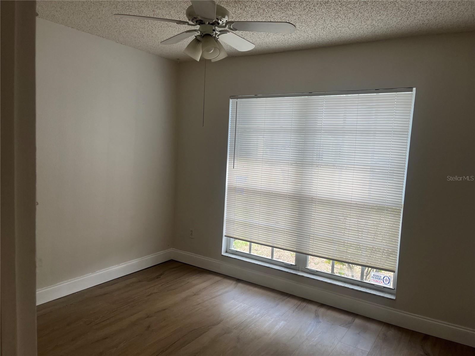 ISLAND WALK PH 01 - Residential