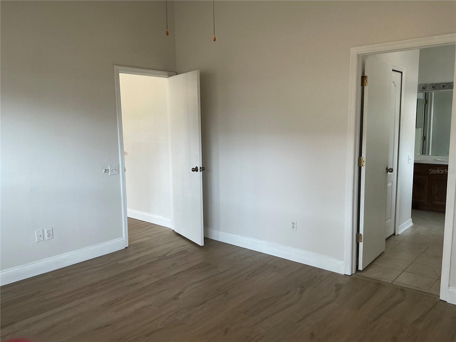 ISLAND WALK PH 01 - Residential