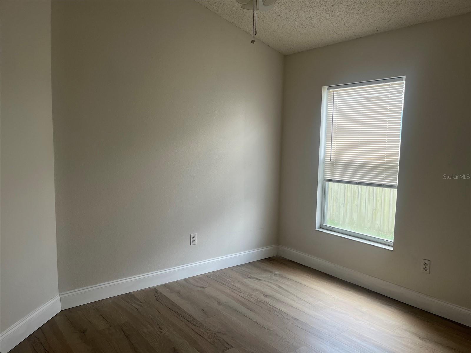 ISLAND WALK PH 01 - Residential