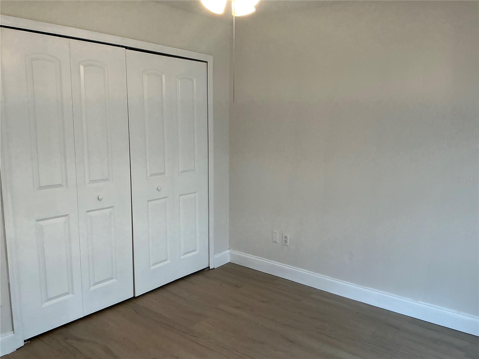 ISLAND WALK PH 01 - Residential