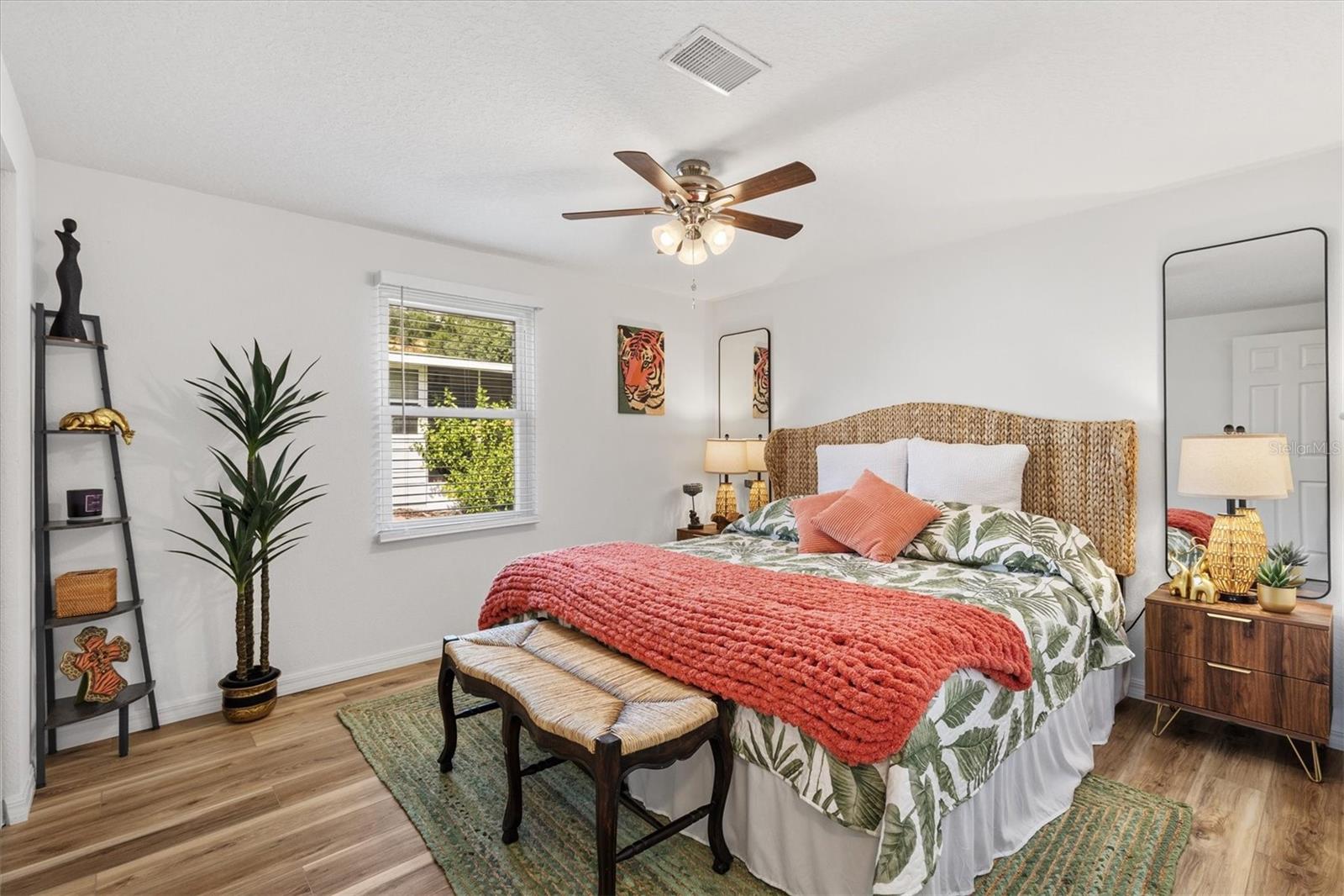 LADY LAKE ORANGE BLOSSOM GARDENS UNIT 10 - Residential