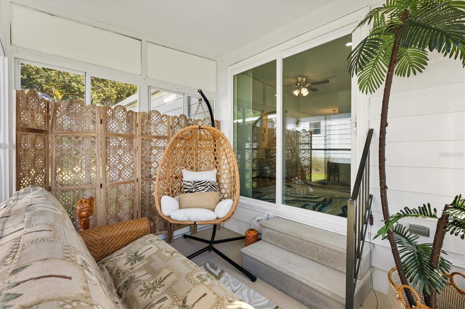 LADY LAKE ORANGE BLOSSOM GARDENS UNIT 10 - Residential