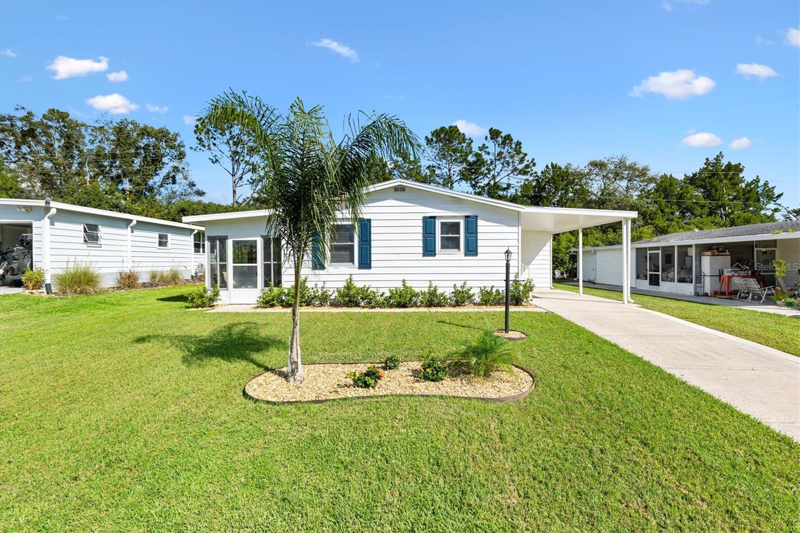 LADY LAKE ORANGE BLOSSOM GARDENS UNIT 10 - Residential
