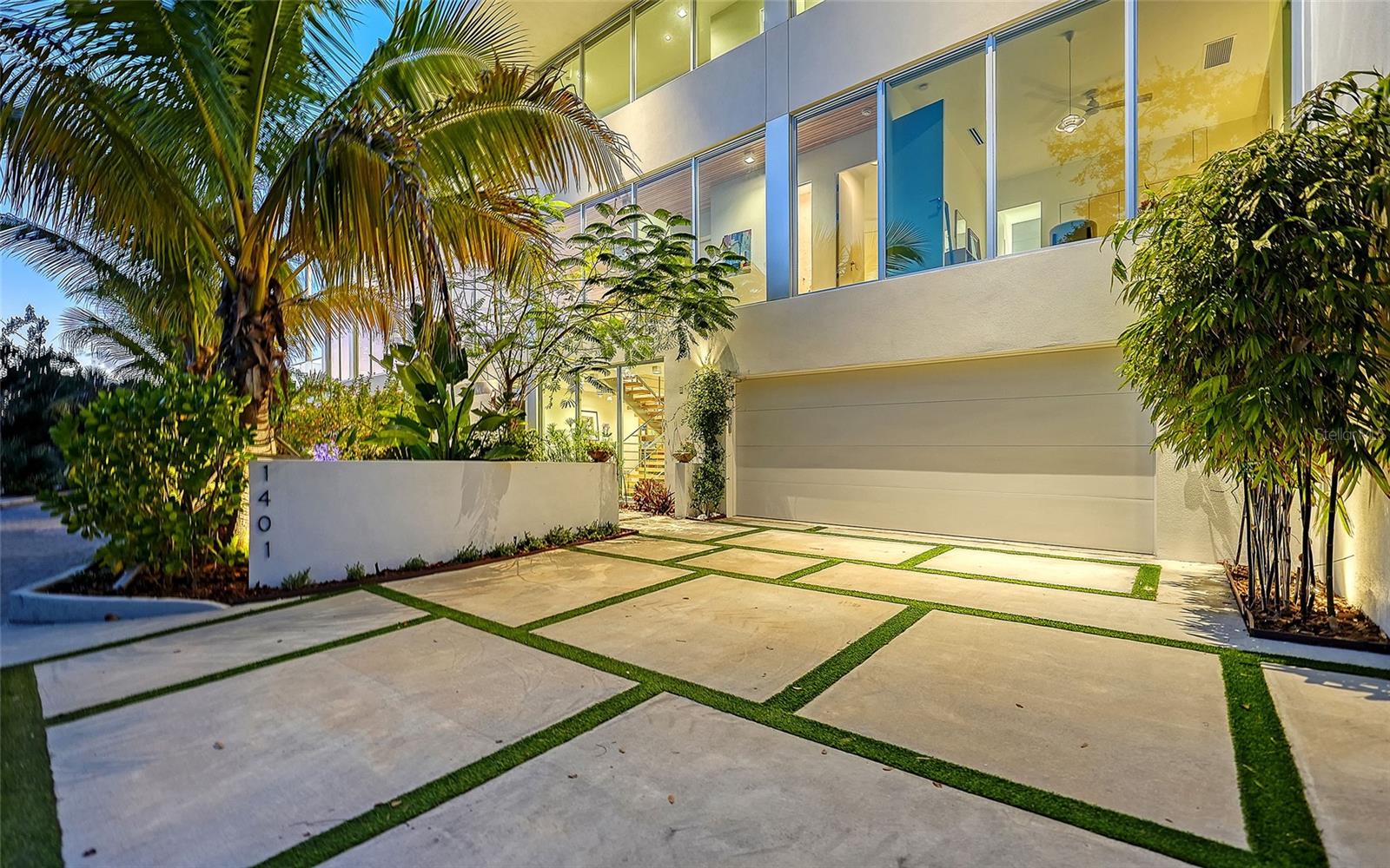 OYSTER BAY LANDINGS - Residential