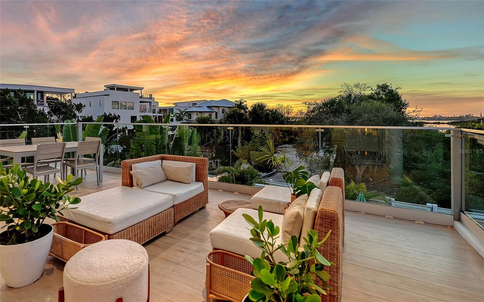 OYSTER BAY LANDINGS - Residential