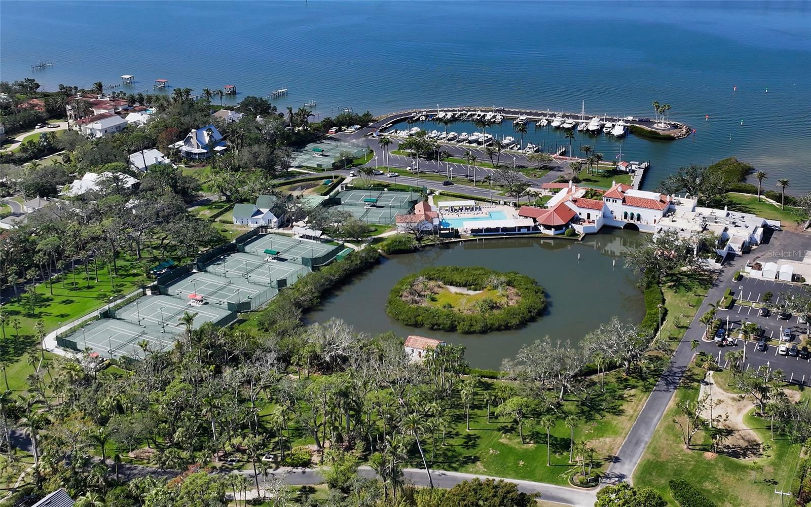 OYSTER BAY LANDINGS - Residential