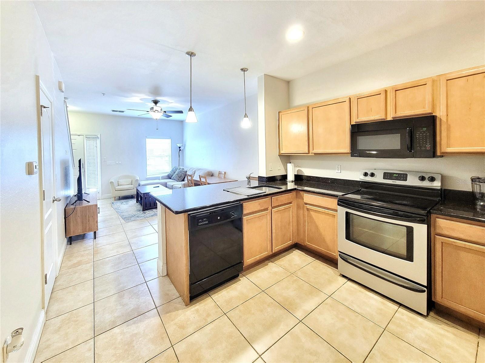 CHASE HOLLOW - Residential