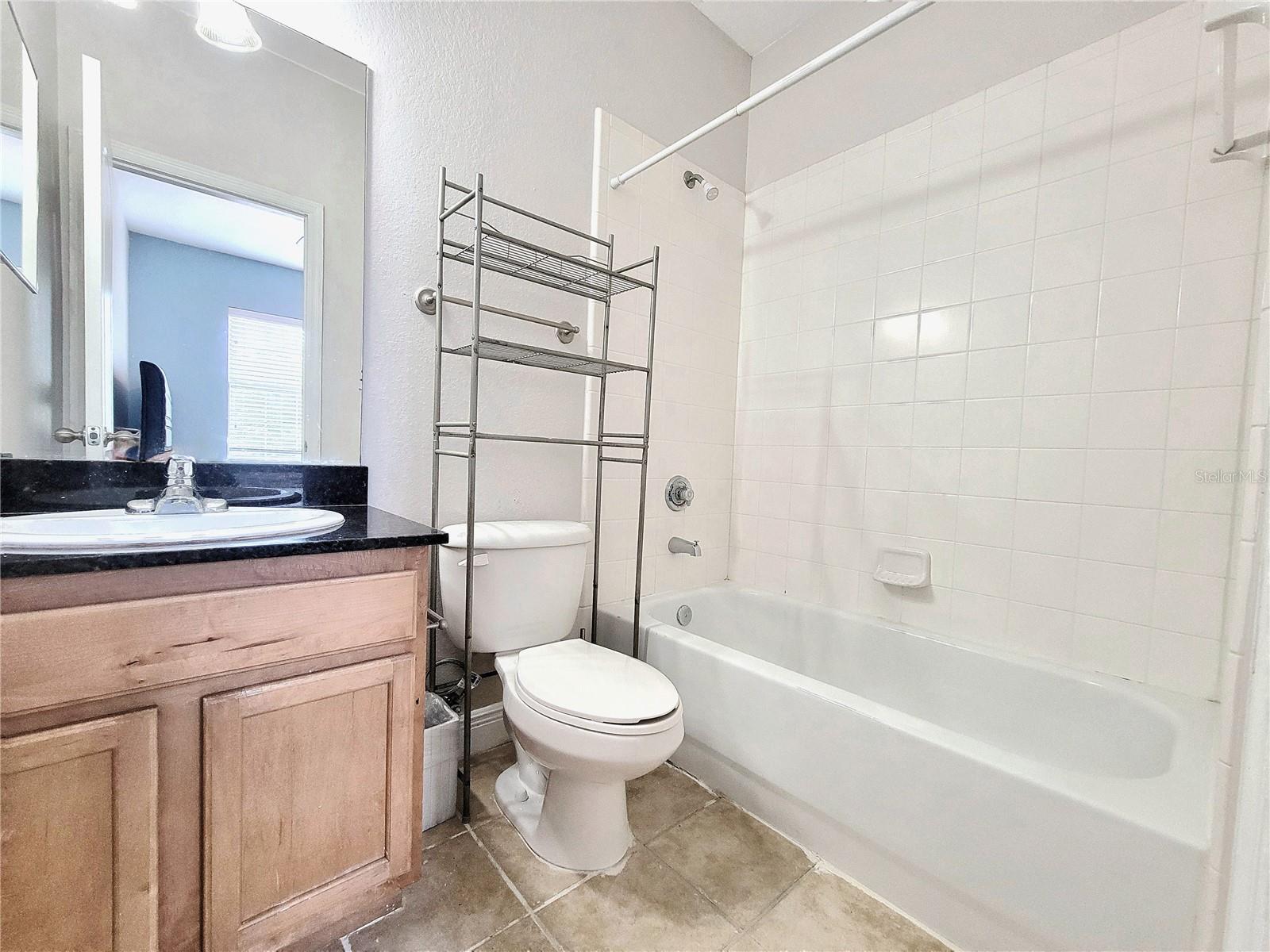 CHASE HOLLOW - Residential