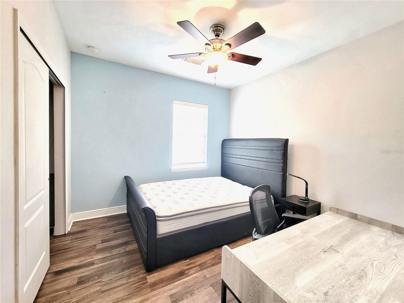 CHASE HOLLOW - Residential