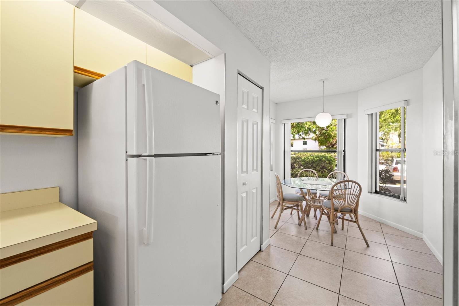 SHOREWALK BATH & TENNIS CLUB 14 - Residential